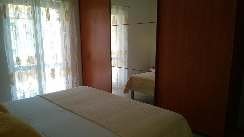 Apartments Kristina Хвар Стая снимка