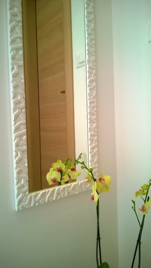 Apartments Kristina Хвар Екстериор снимка
